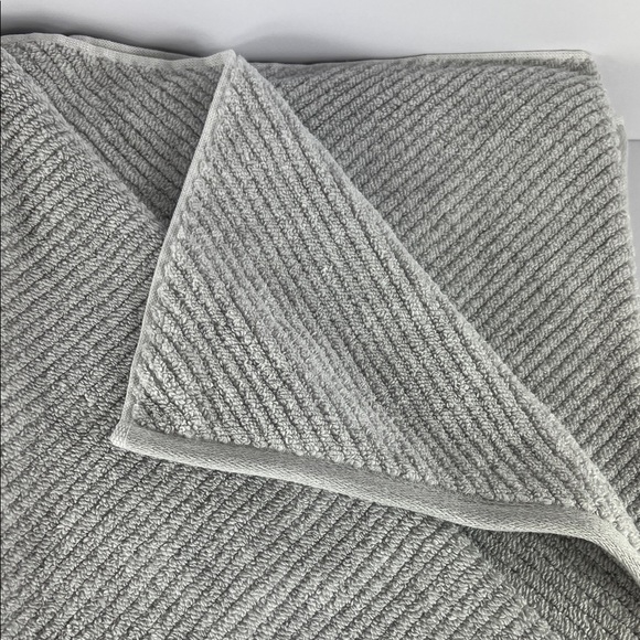 Ecoexistence Bath Towel Set Light Gray Textured Soft Cotton Set of 2 NEW - Picture 6 of 7